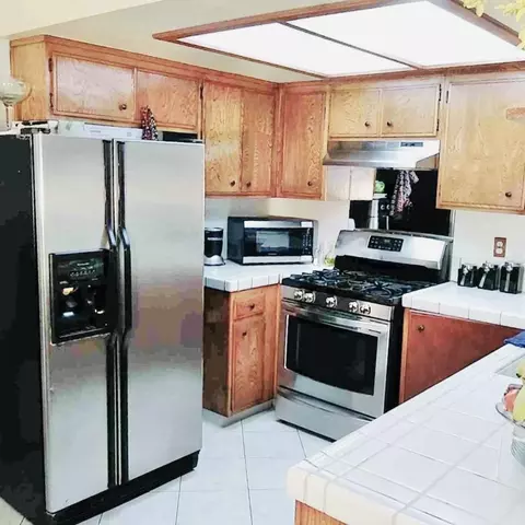 1043 Herzel Ave, Lancaster, CA 93535 photo 6