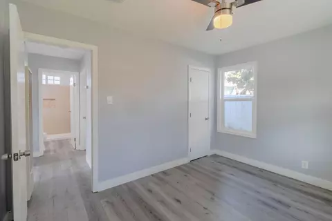 4915 San Luis St E, Compton, CA 90221 photo 12