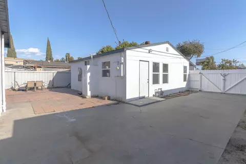 4915 San Luis St E, Compton, CA 90221 photo 19