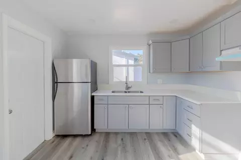 4915 San Luis St E, Compton, CA 90221 photo 9