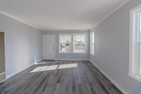 4915 San Luis St E, Compton, CA 90221 photo 5