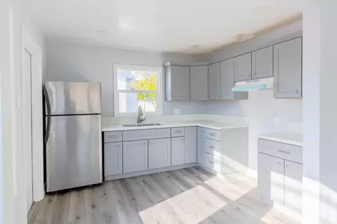 4915 San Luis St E, Compton, CA 90221 photo 8