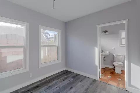 4915 San Luis St E, Compton, CA 90221 photo 17