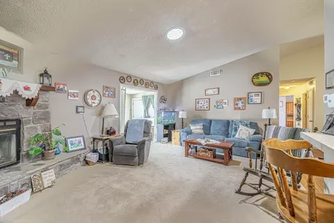 40313 176th St E, Palmdale, CA 93591 photo 8