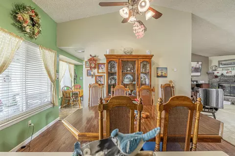40313 176th St E, Palmdale, CA 93591 photo 5