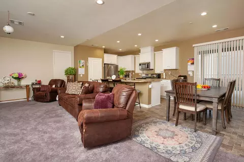 45045 44th St W, Lancaster, CA 93536 photo 3
