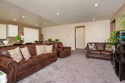 45045 44th St W, Lancaster, CA 93536 photo 5