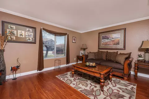 43328 Sunny Ln, Lancaster, CA 93536 photo 9