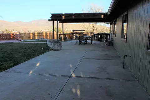 19717 Mesa Dr, Tehachapi, CA 93561 photo 23
