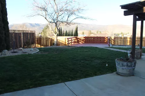 19717 Mesa Dr, Tehachapi, CA 93561 photo 22