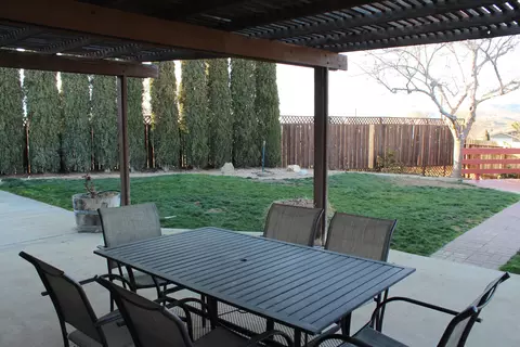 19717 Mesa Dr, Tehachapi, CA 93561 photo 21