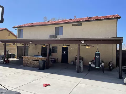 37542 45th St E, Palmdale, CA 93552 photo 10