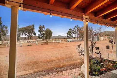 32950 Backacres Rd, Acton, CA 93510 photo 3