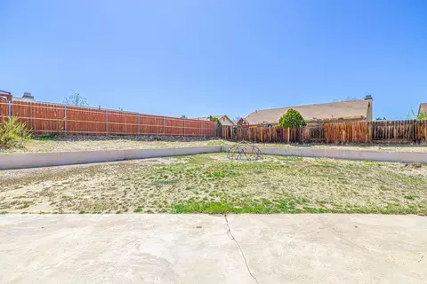 37419 Silk Tree Ln, Palmdale, CA 93550 photo 25