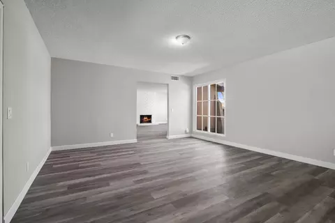 824 Pondera St E, Lancaster, CA 93535 photo 7