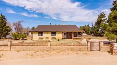 44609 86th St E, Lancaster, CA 93535 photo 1
