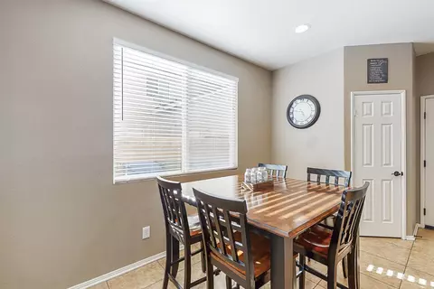 4620 Spice St, Lancaster, CA 93536 photo 9