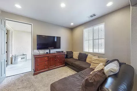 4620 Spice St, Lancaster, CA 93536 photo 13
