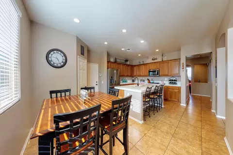 4620 Spice St, Lancaster, CA 93536 photo 3