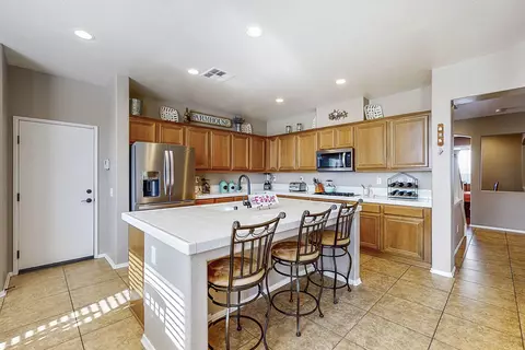 4620 Spice St, Lancaster, CA 93536 photo 6