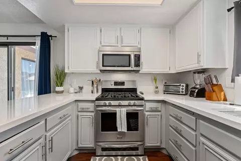 2547 Avenue J2 E, Lancaster, CA 93535 photo 9