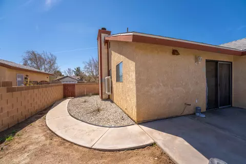 2547 Avenue J2 E, Lancaster, CA 93535 photo 21