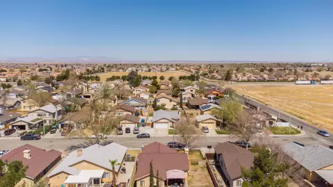 2547 Avenue J2 E, Lancaster, CA 93535 photo 26