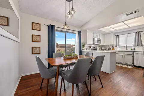 2547 Avenue J2 E, Lancaster, CA 93535 photo 7