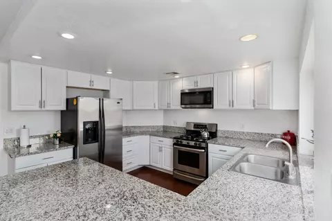 43429 Carpenter Dr, Lancaster, CA 93535 photo 17