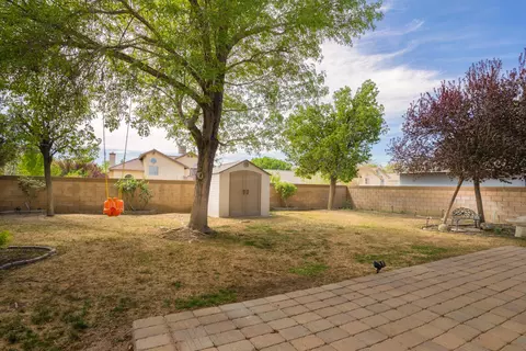 43429 Carpenter Dr, Lancaster, CA 93535 photo 30