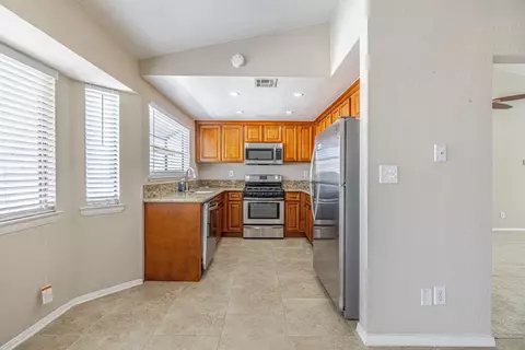 3105 Golfwood Ct, Lancaster, CA 93536 photo 14
