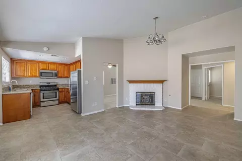 3105 Golfwood Ct, Lancaster, CA 93536 photo 12