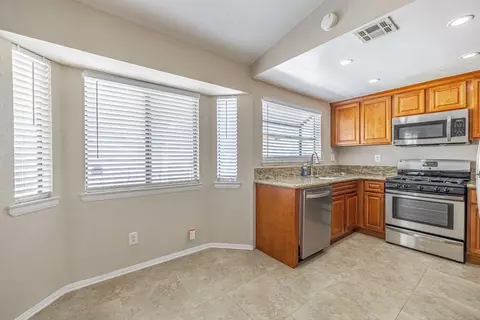 3105 Golfwood Ct, Lancaster, CA 93536 photo 16