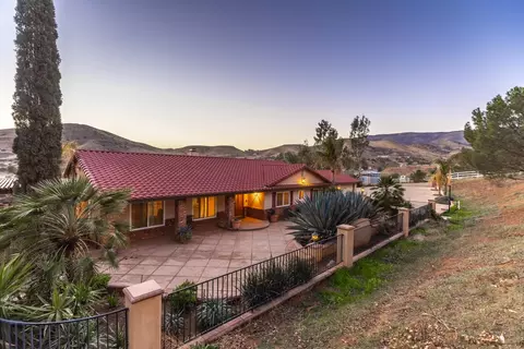 4630 Fairlane St, Acton, CA 93510 photo 4