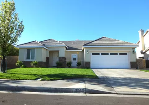 3244 Ashton Pl, Lancaster, CA 93536 photo 4