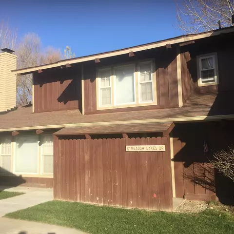 17 Meadow Lakes Dr, Tehachapi, CA 93561 photo 2