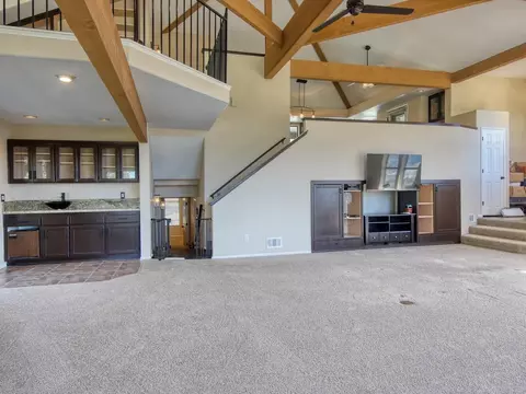 24601 Paramount Dr, Tehachapi, CA 93561 photo 8