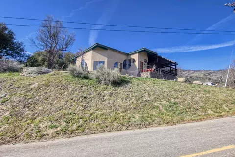 24601 Paramount Dr, Tehachapi, CA 93561 photo 50