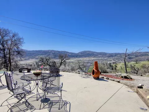 24601 Paramount Dr, Tehachapi, CA 93561 photo 44