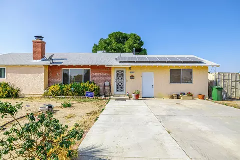 42605 7th St E, Lancaster, CA 93535 photo 3