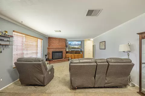 42605 7th St E, Lancaster, CA 93535 photo 7