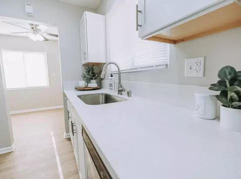 45521 3rd St E, Lancaster, CA 93535 photo 8