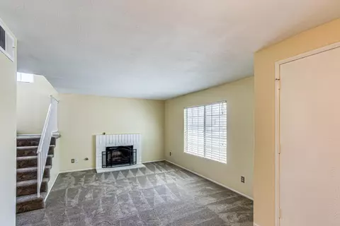 45058 Colleen Dr, Lancaster, CA 93535 photo 3