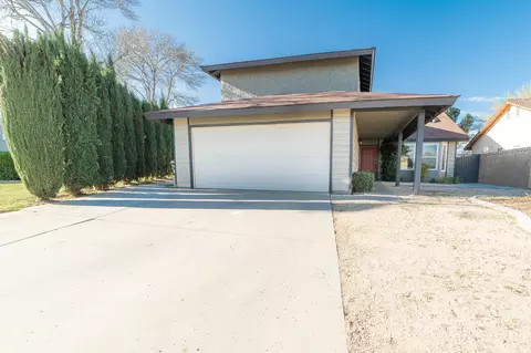 3155 Darkwood St, Lancaster, CA 93536 photo 1