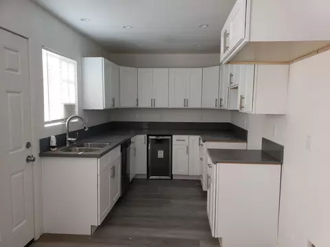 44740 Graphic St, Lancaster, CA 93535 photo 4