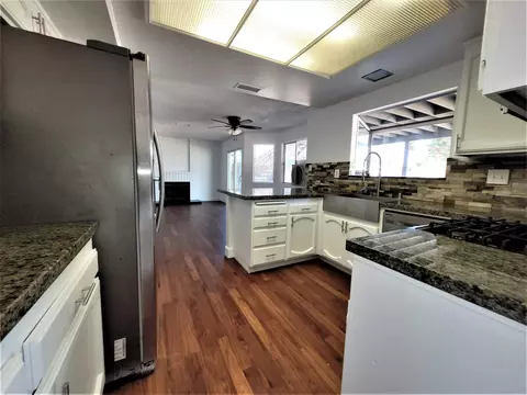 1347 Samra Ave, Lancaster, CA 93535 photo 7