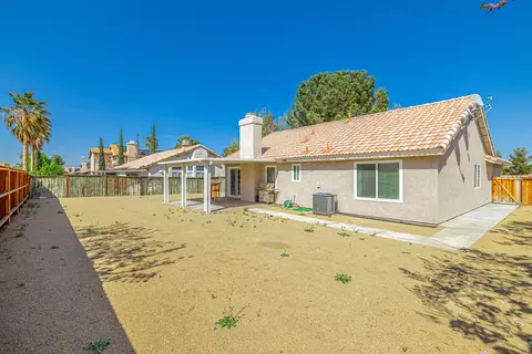37065 57th St E, Palmdale, CA 93552 photo 21