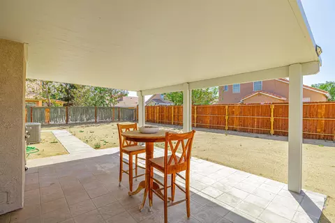 37065 57th St E, Palmdale, CA 93552 photo 22