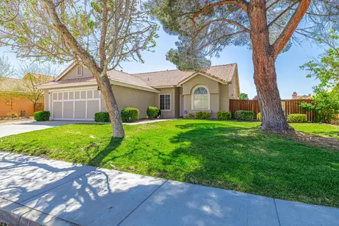 37065 57th St E, Palmdale, CA 93552 photo 2