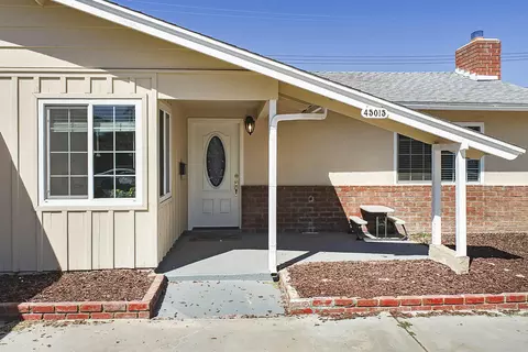 45015 W 18th St, Lancaster, CA 93534 photo 2